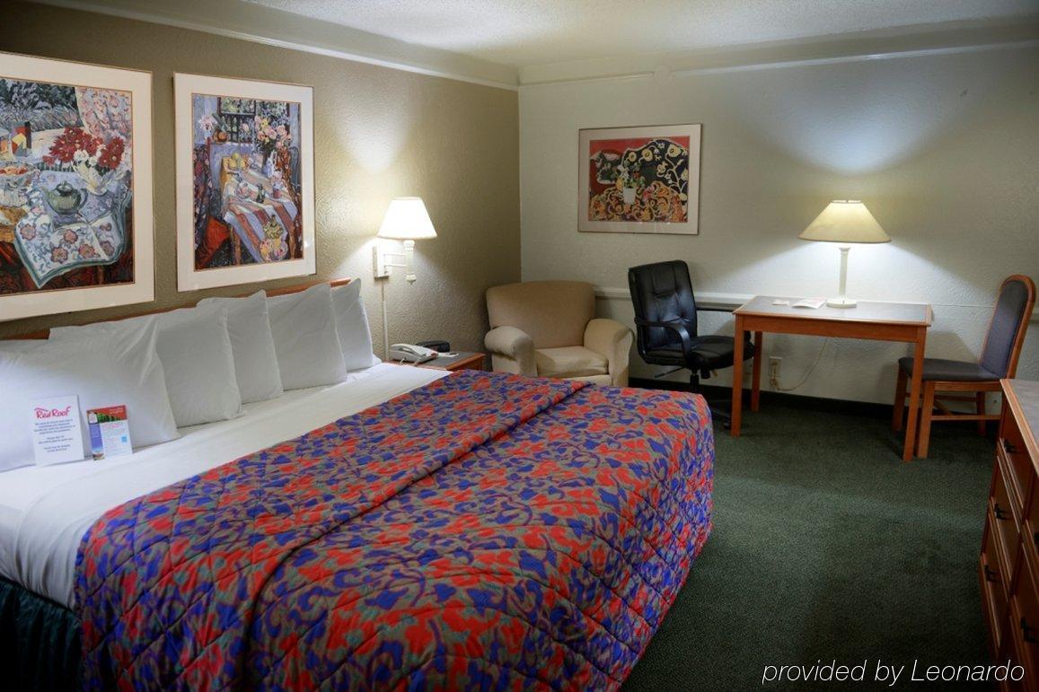 Red Roof Inn North Dallas - Park Central Esterno foto